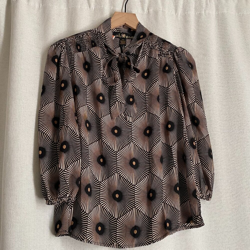 Geometric Print Blouse With Neck Tie